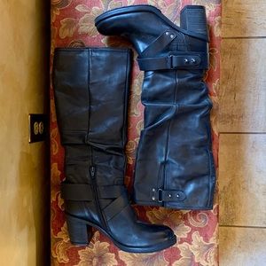 Steve Madden Coleton Black Buckle Heel Boots 👢